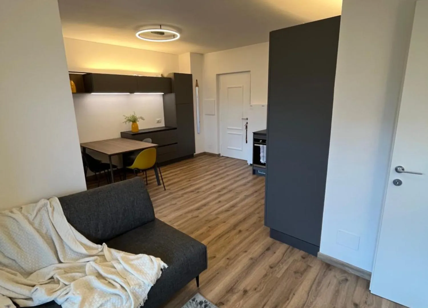 New Luxury Apartment - Μενάτζιο 0*,  Ιταλία