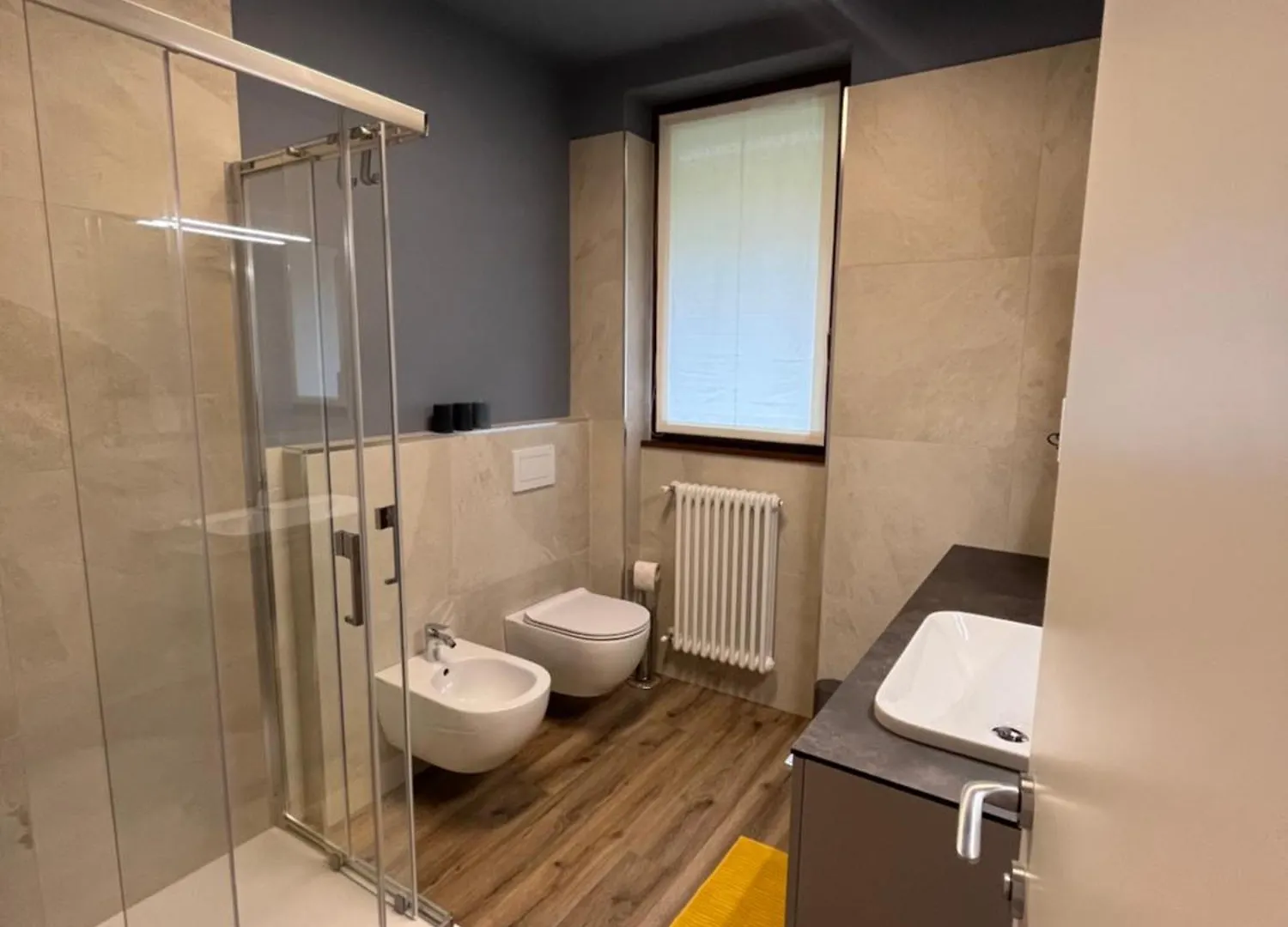 New Luxury Apartment - Μενάτζιο